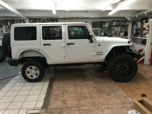 Jeep with Poison Spyder Crusher flares