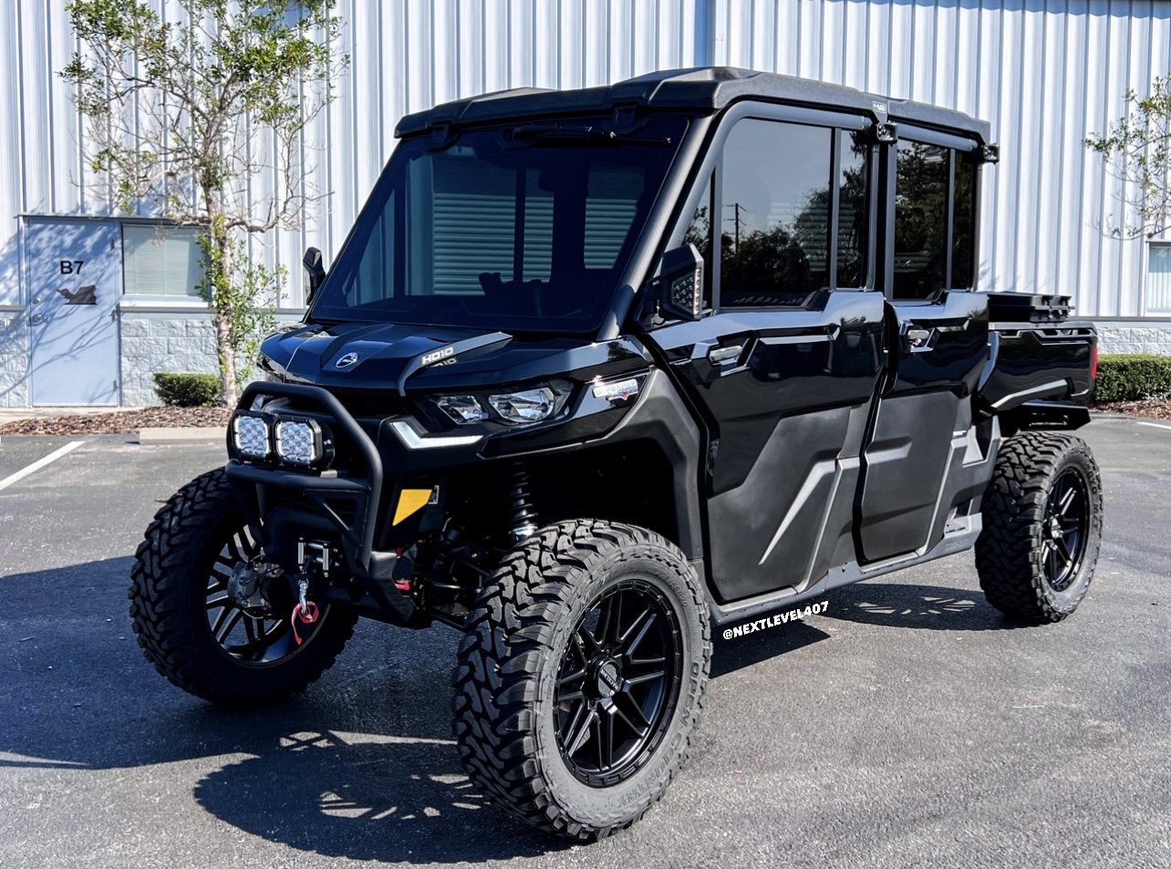 Custom CanAm Defender ‘Lone Star’ with Audio, SeaDek®, and More! Orlando Custom Audio