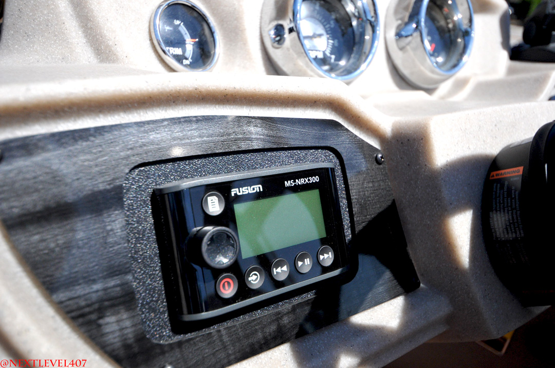 Avalon Pontoon Boat Gets 10 New Marine Speakers and Radio Orlando
