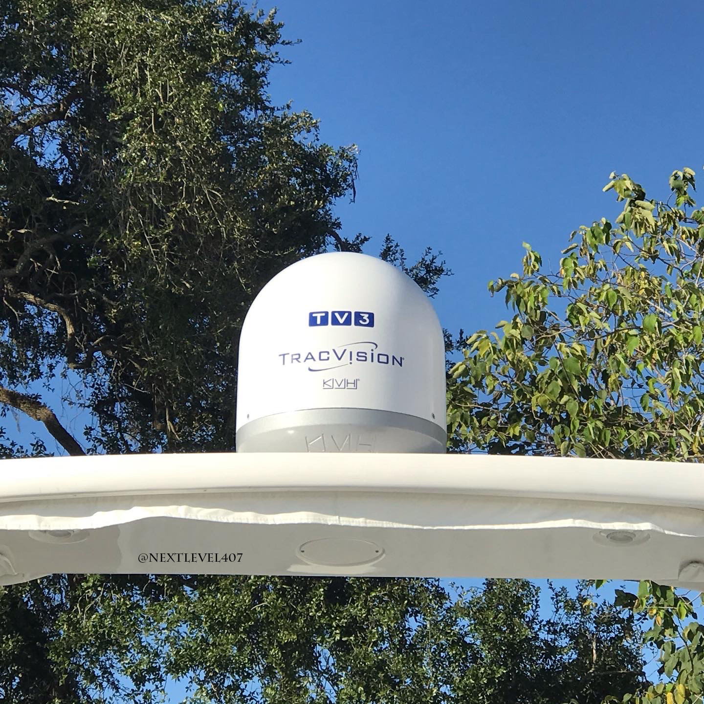 Regal 28 Express Gets Satellite TV System Orlando Custom Audio