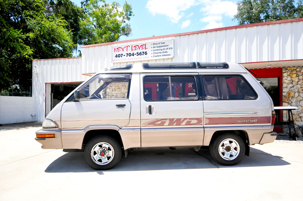 Toyota Masterace Surf Van Custom Stereo